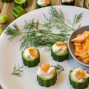 smoked salmon cucumber canapes