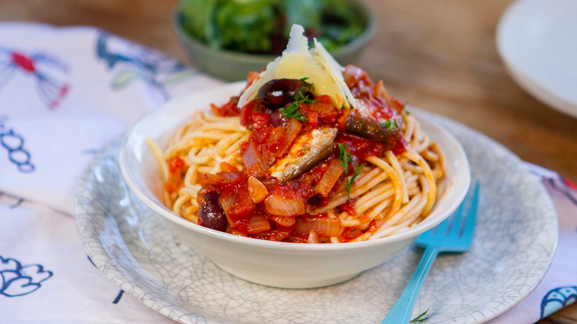 Sardine puttanesca spaghetti - Seafood Experts